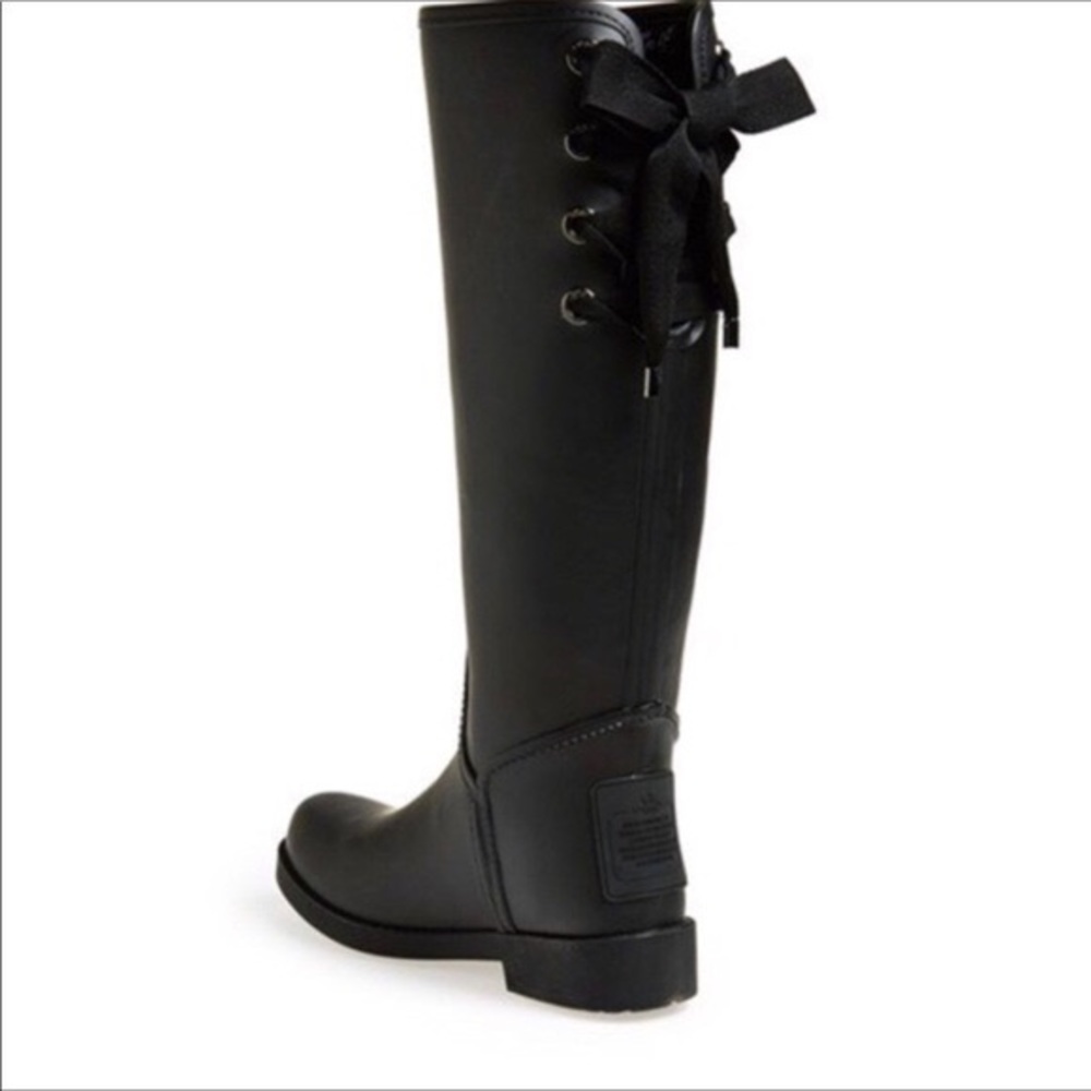 Rain boots